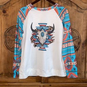 Women’s western sweater large